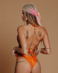 Bikini con anelli arancione