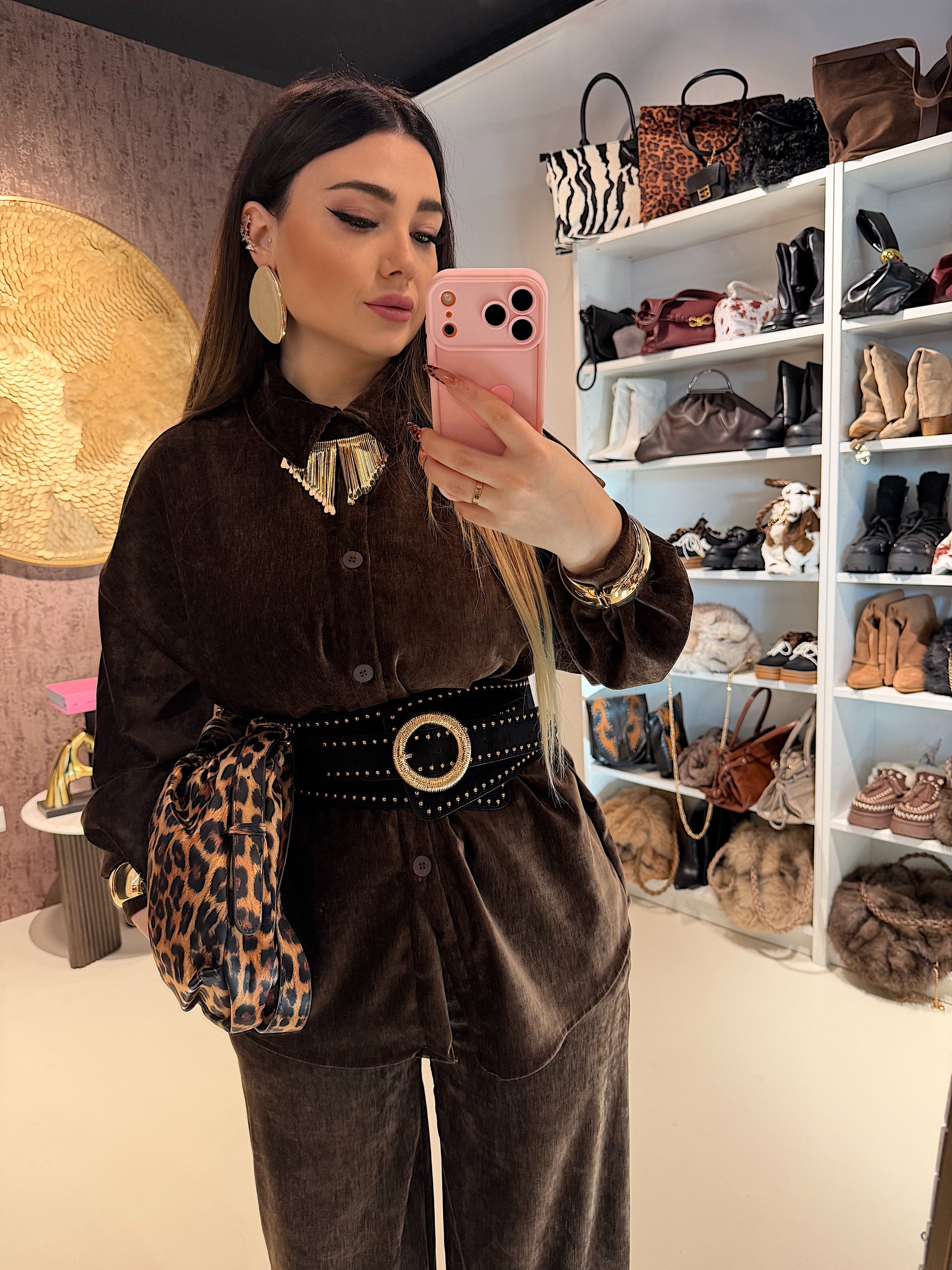 Completo in ciniglia camicia e pantalone