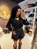 Short con pizzo e cintura