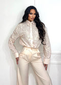 Camicia con ricami cipria