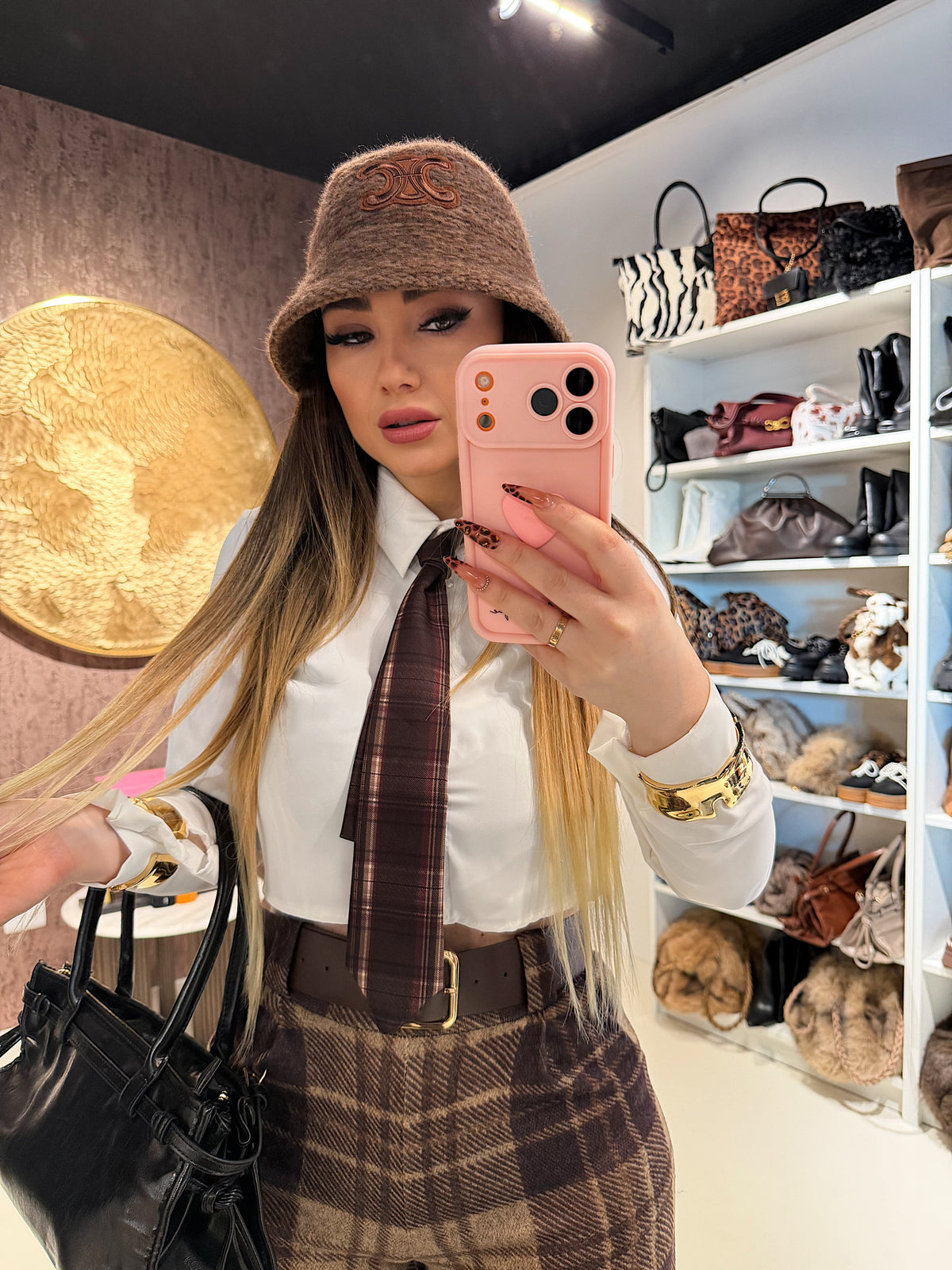 Cappelli sciarpe e guanti