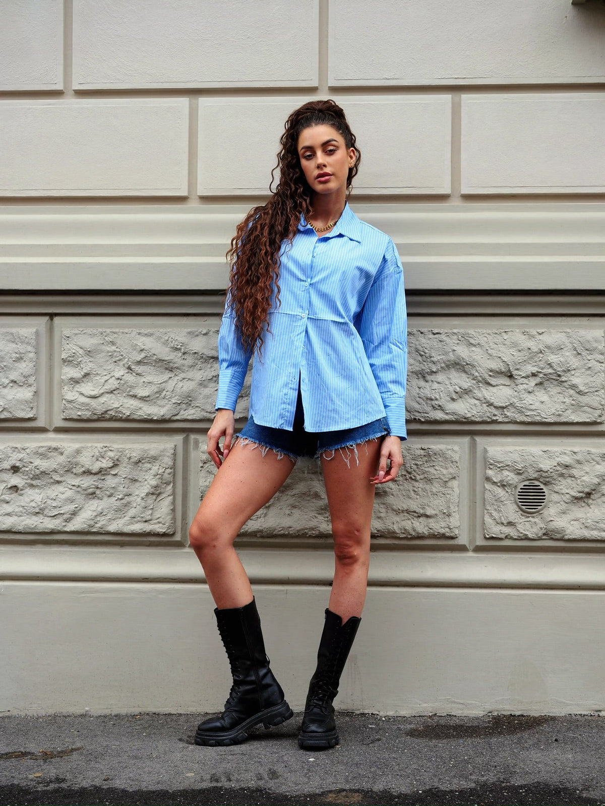 Camicia over a righine