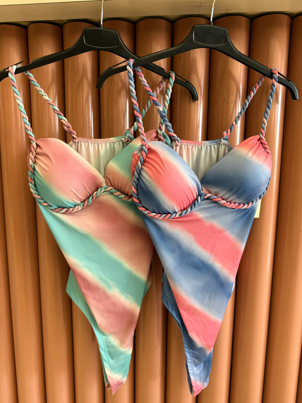 Body con treccia