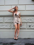 Completo smanicato e short beige