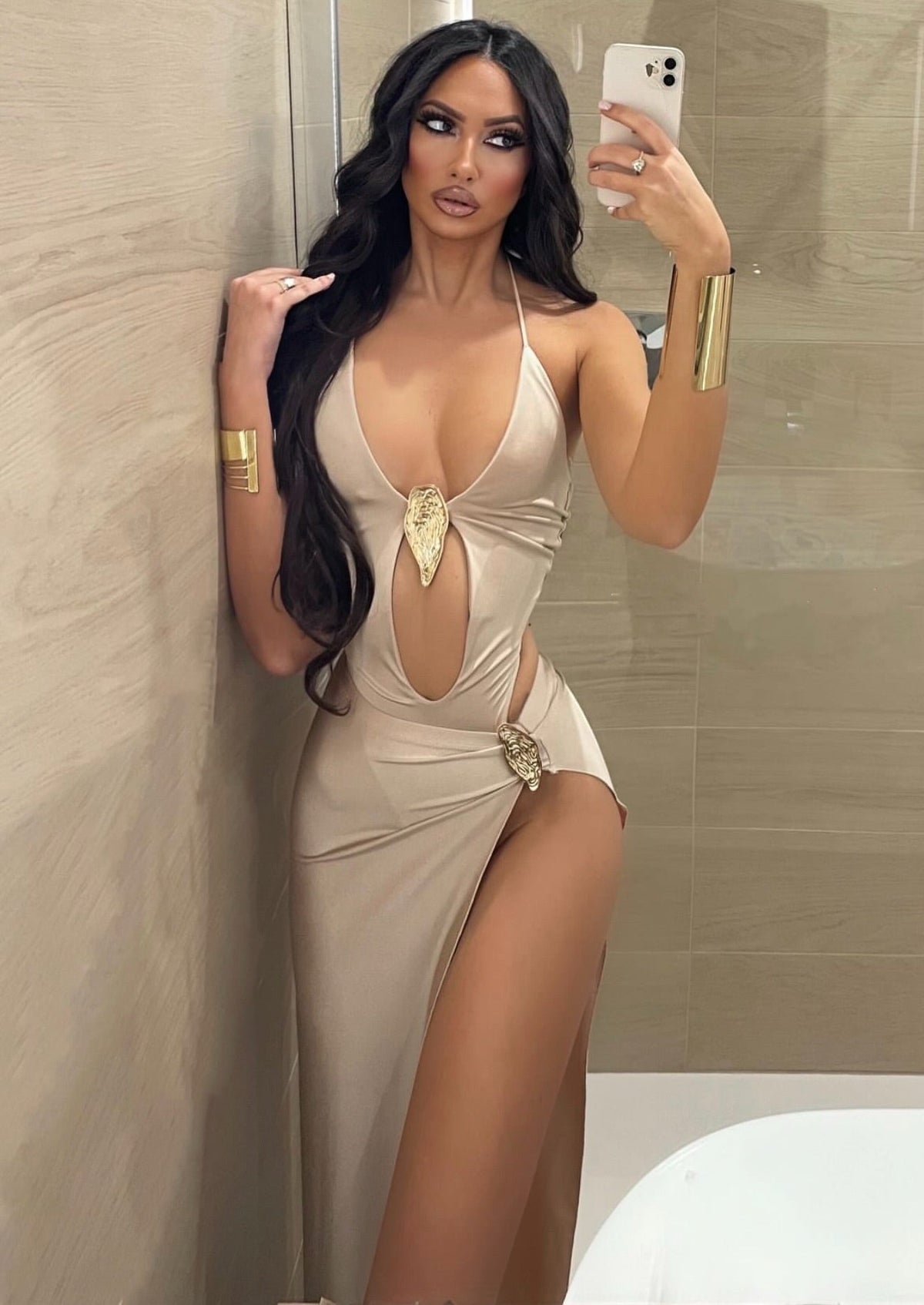 Bikini due pezzi body più gonna beige