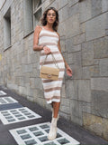 Maxi pochette in raffia