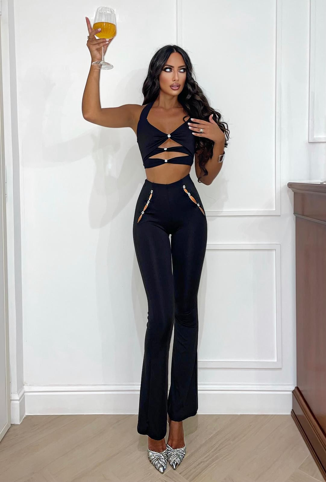 Completo top e pantalone con bottoncini in strass