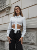Camicia bianca a righine con cravatta