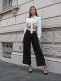 Camicia bianca a righine con cravatta