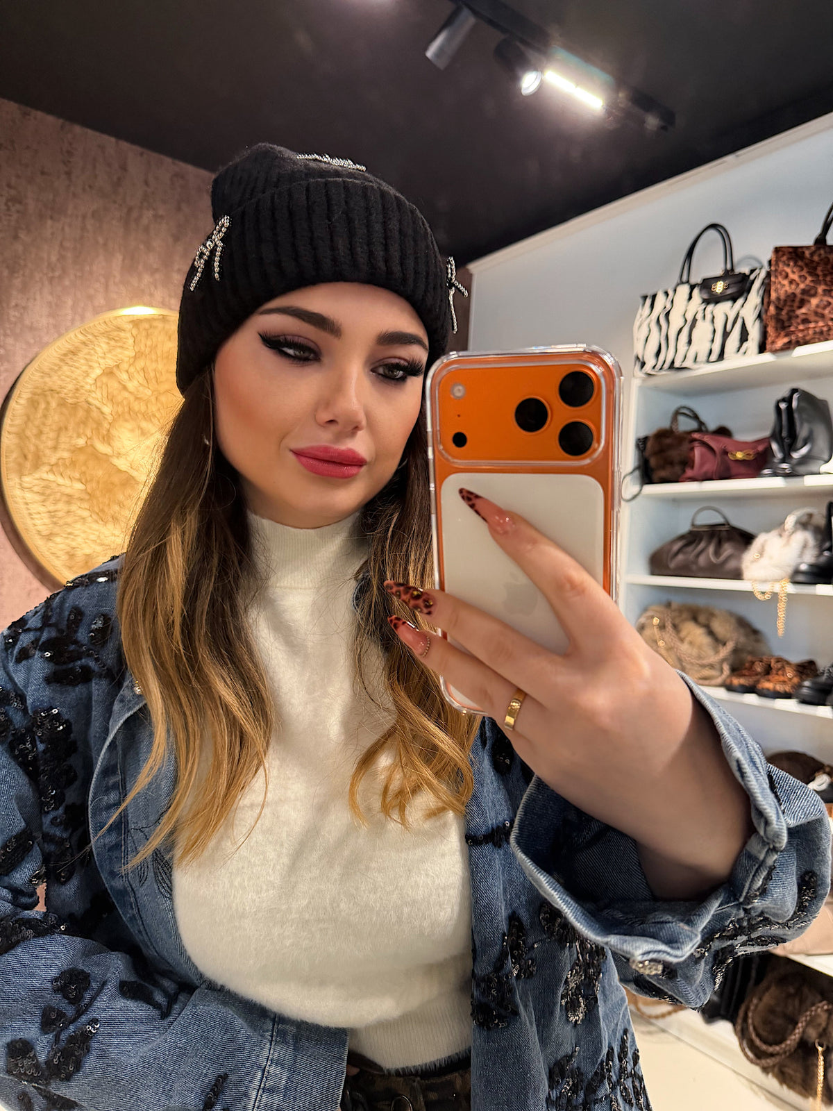 Cappelli sciarpe e guanti