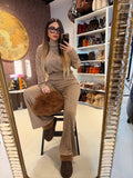 Completo comfy collo alto