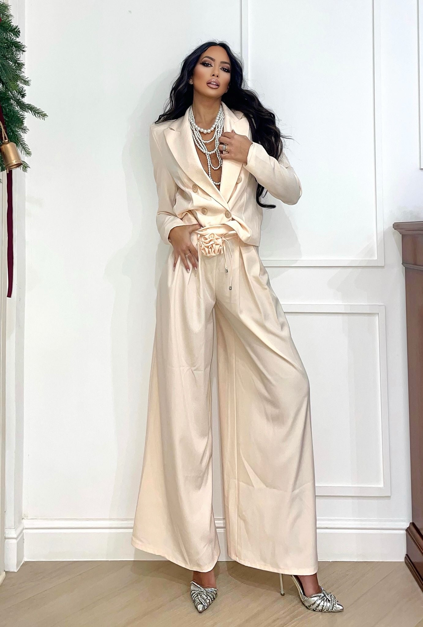 Set pantalone e giacca cipria