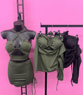 Completo top e gonna verde militare
