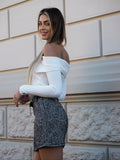 Maglioncino bianco con scollo e zip