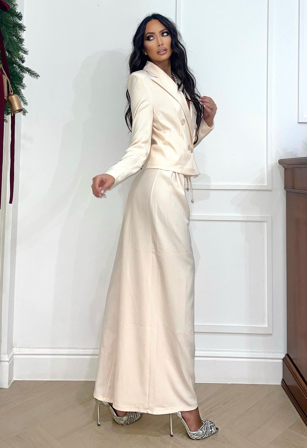 Set pantalone e giacca cipria