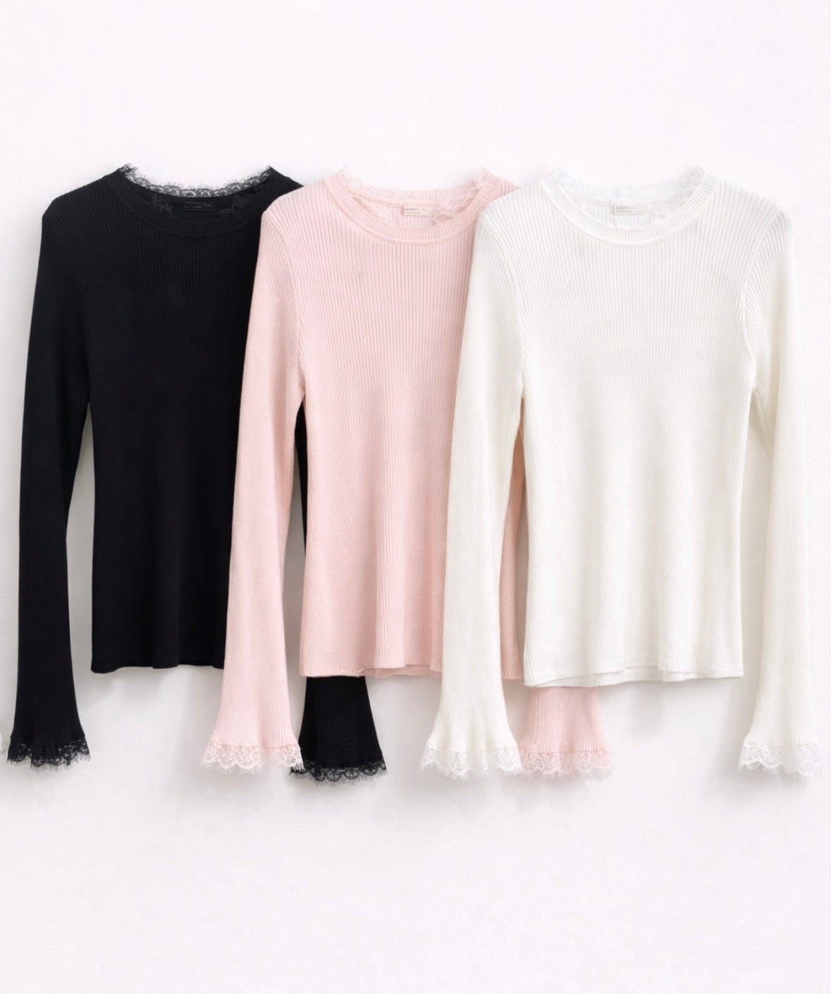 Maglia a Costine con Dettagli in Pizzo