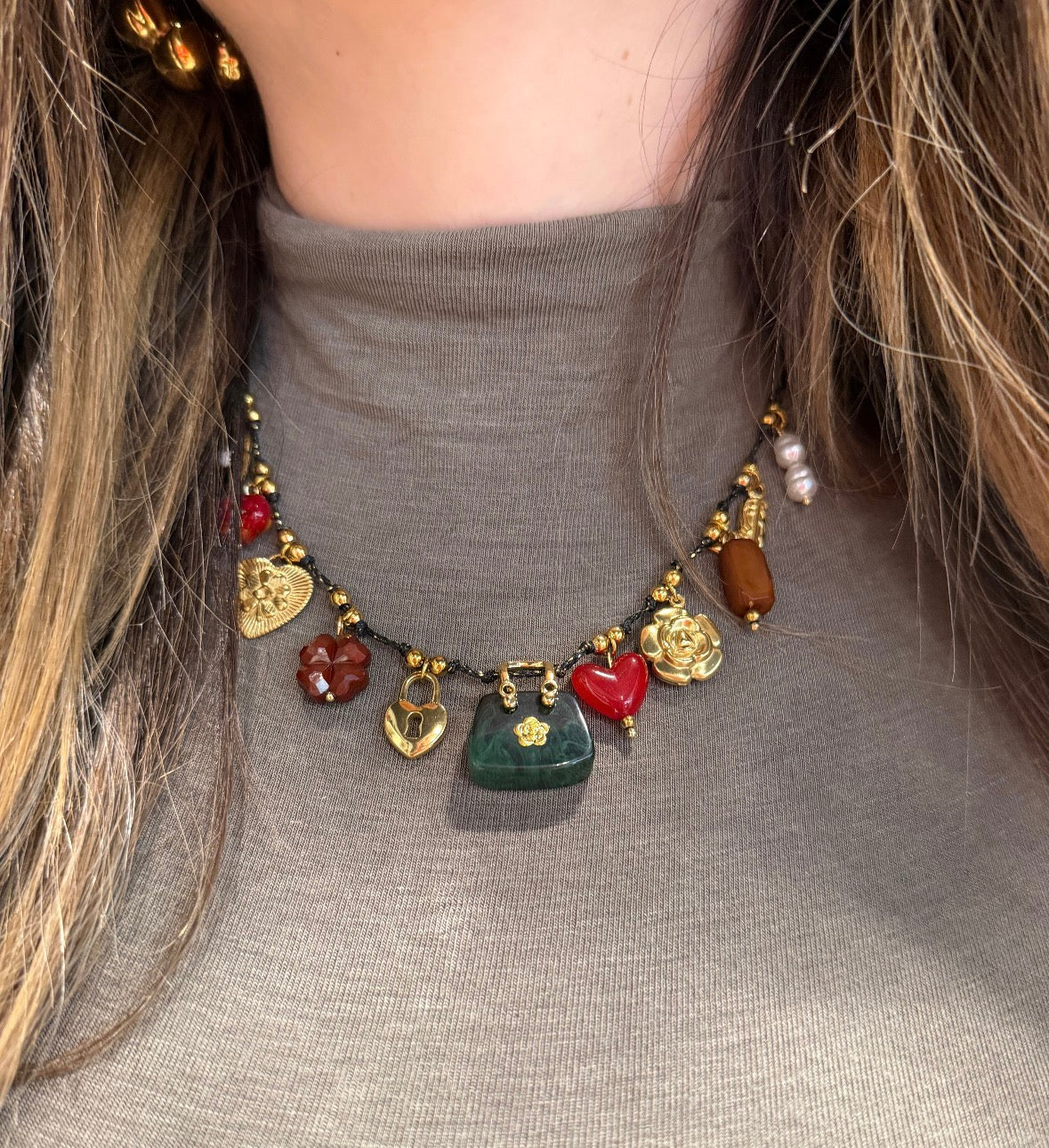Collana con borsette