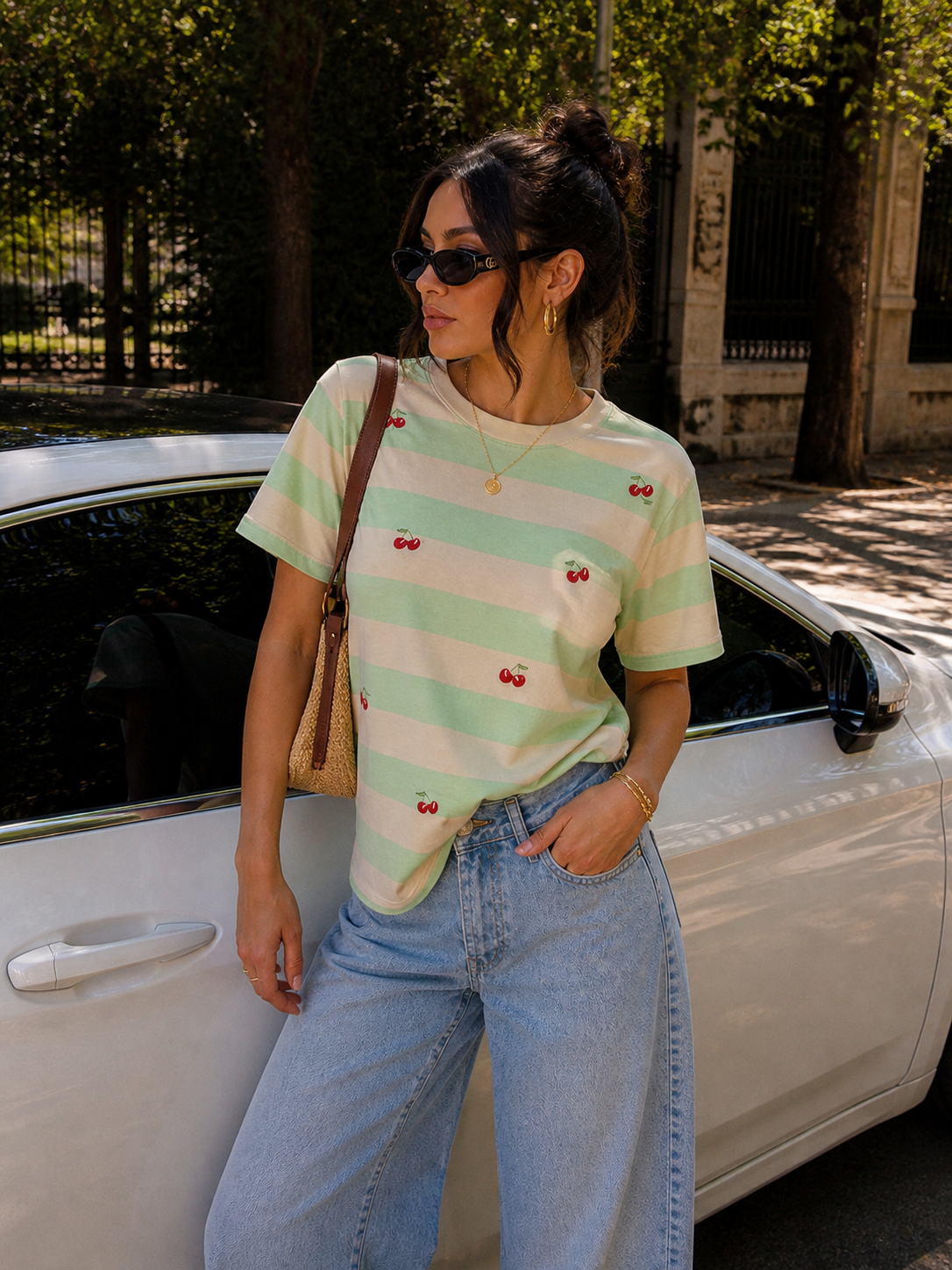 T-Shirt a righe con ciliegie