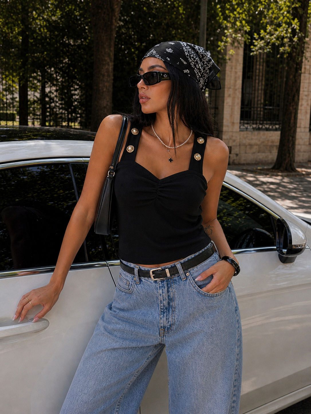 Top Bottoni Gold Chic