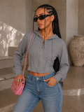 Felpa Cropped con zip e cappuccio