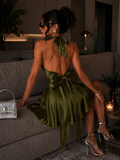 Abito satin con fiocco sul retro