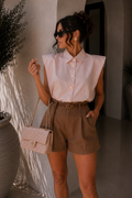 Pantaloncini Linen Chic con Cintura