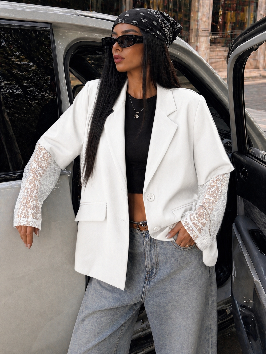 Blazer oversize con maniche in pizzo