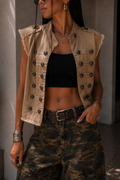 Gilet militare beige con bottoni decorativi