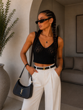 Top crochet con scollo a V
