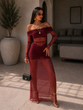 Abito bordeaux con trasparenza
