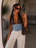 Top denim con scollo halter effetto pelle