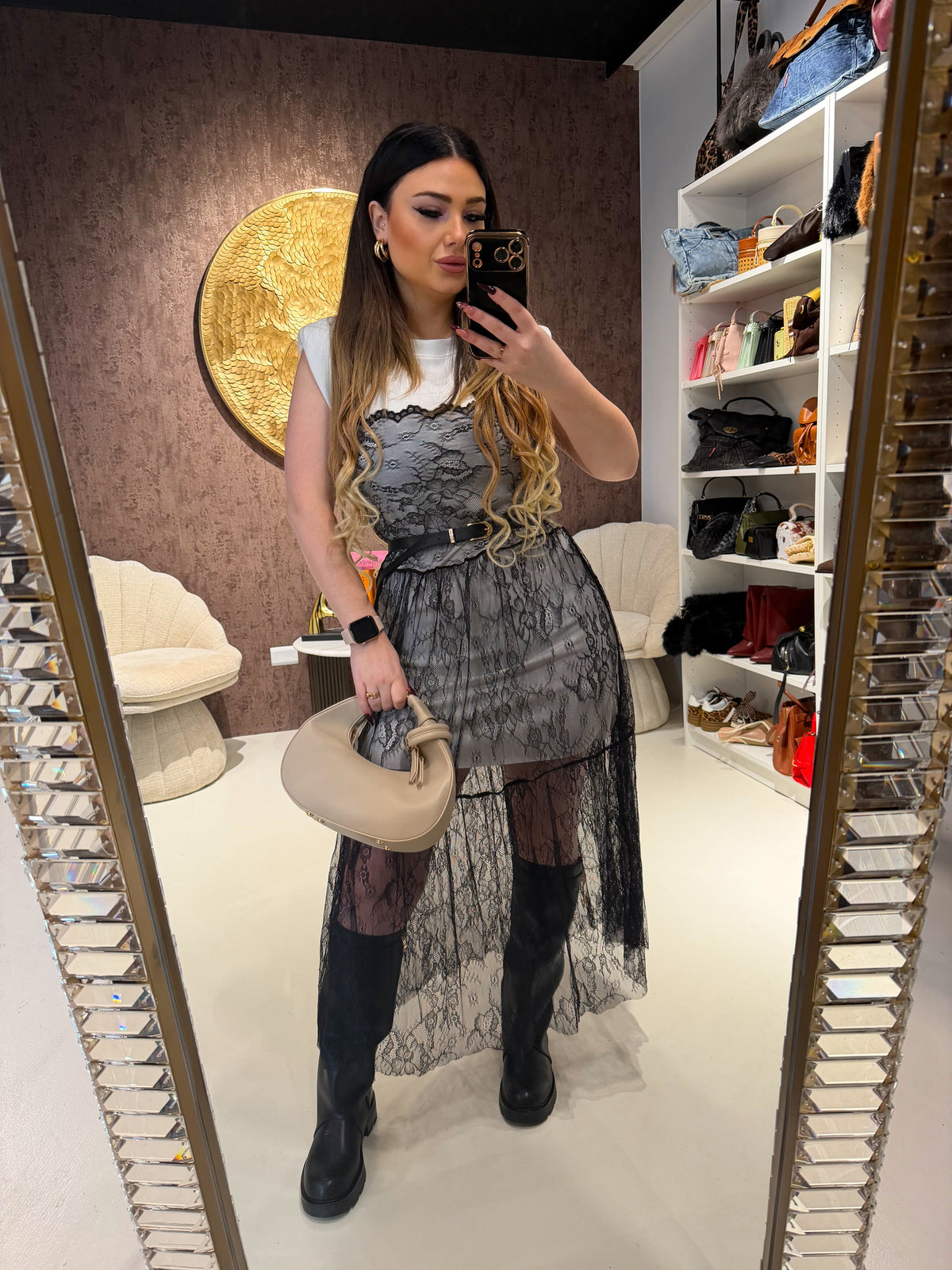 Abito lace elegance con cintura