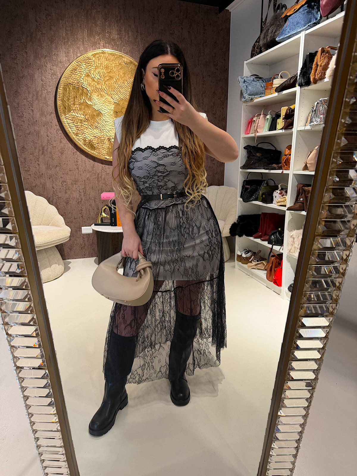 Abito lace elegance con cintura