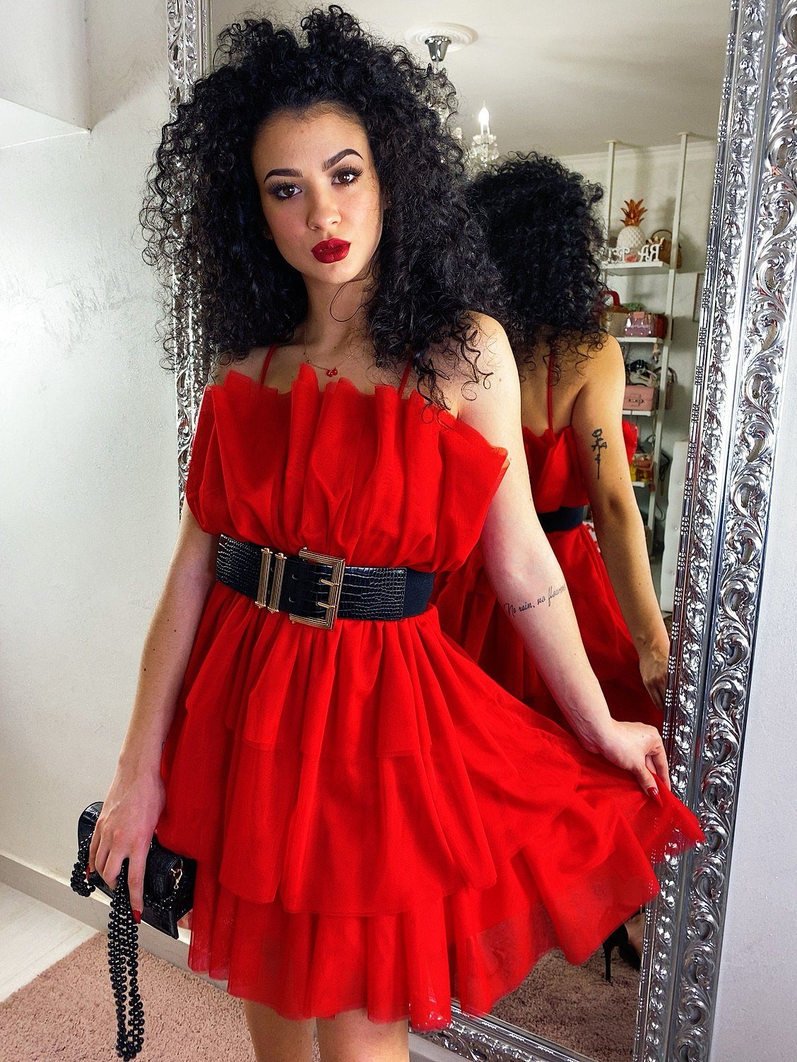 Abito a balze rosso Venere