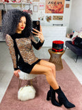 Abito in velluto con paillettes oro