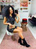 Abito smanicato con paillettes blu