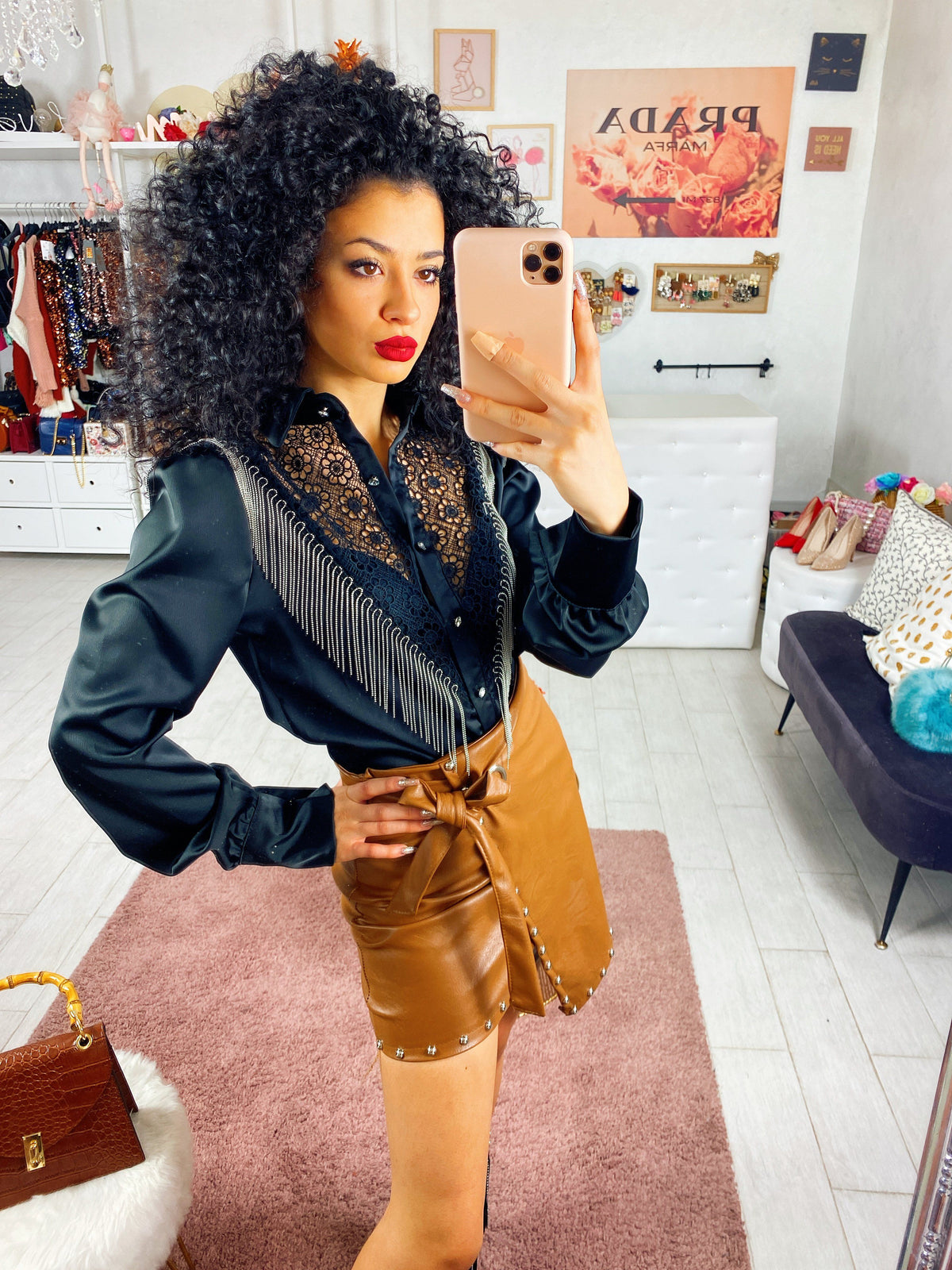 Camicia in raso con frange e strass