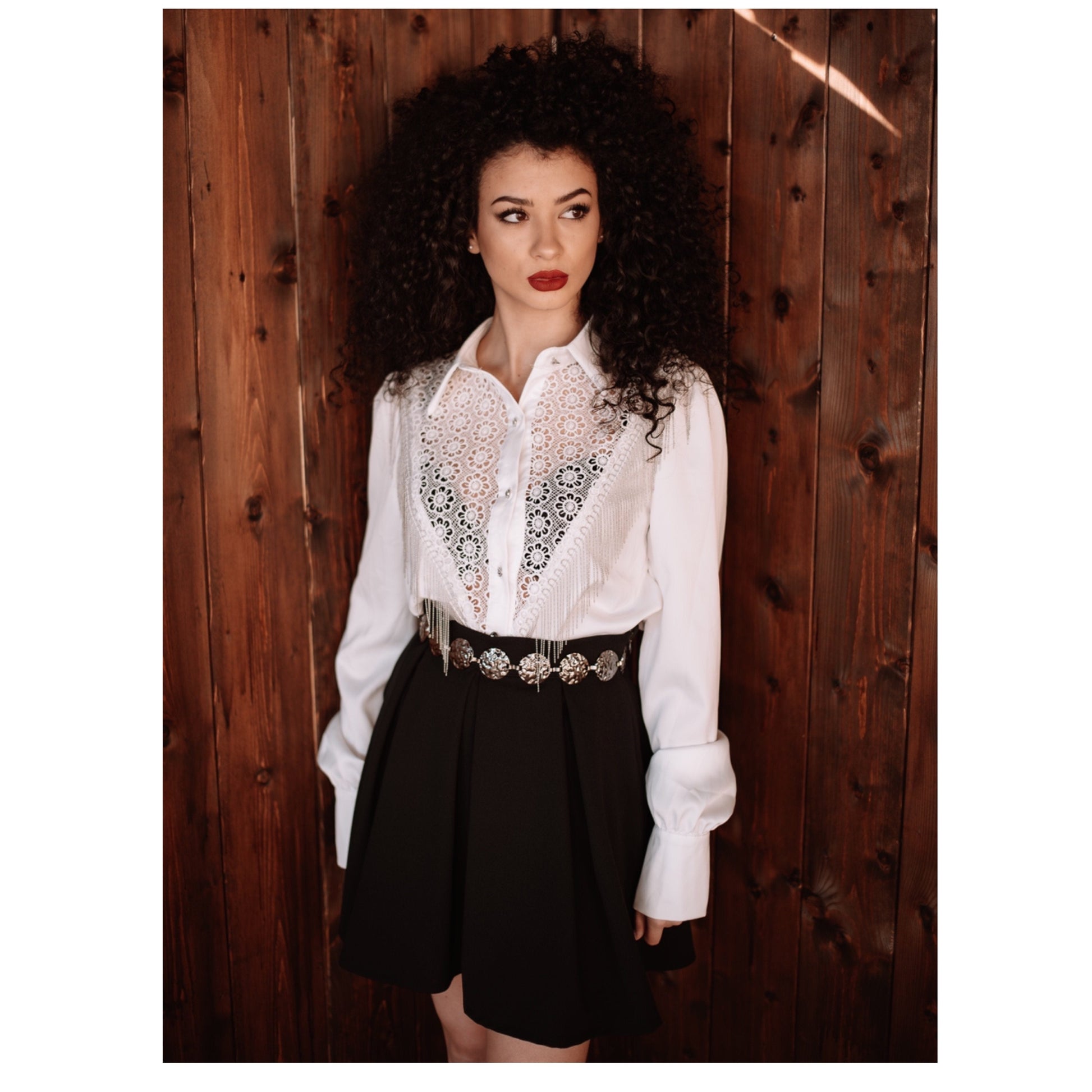 Camicia in raso con frange e strass