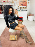 Completo in ecopelle top e gonna