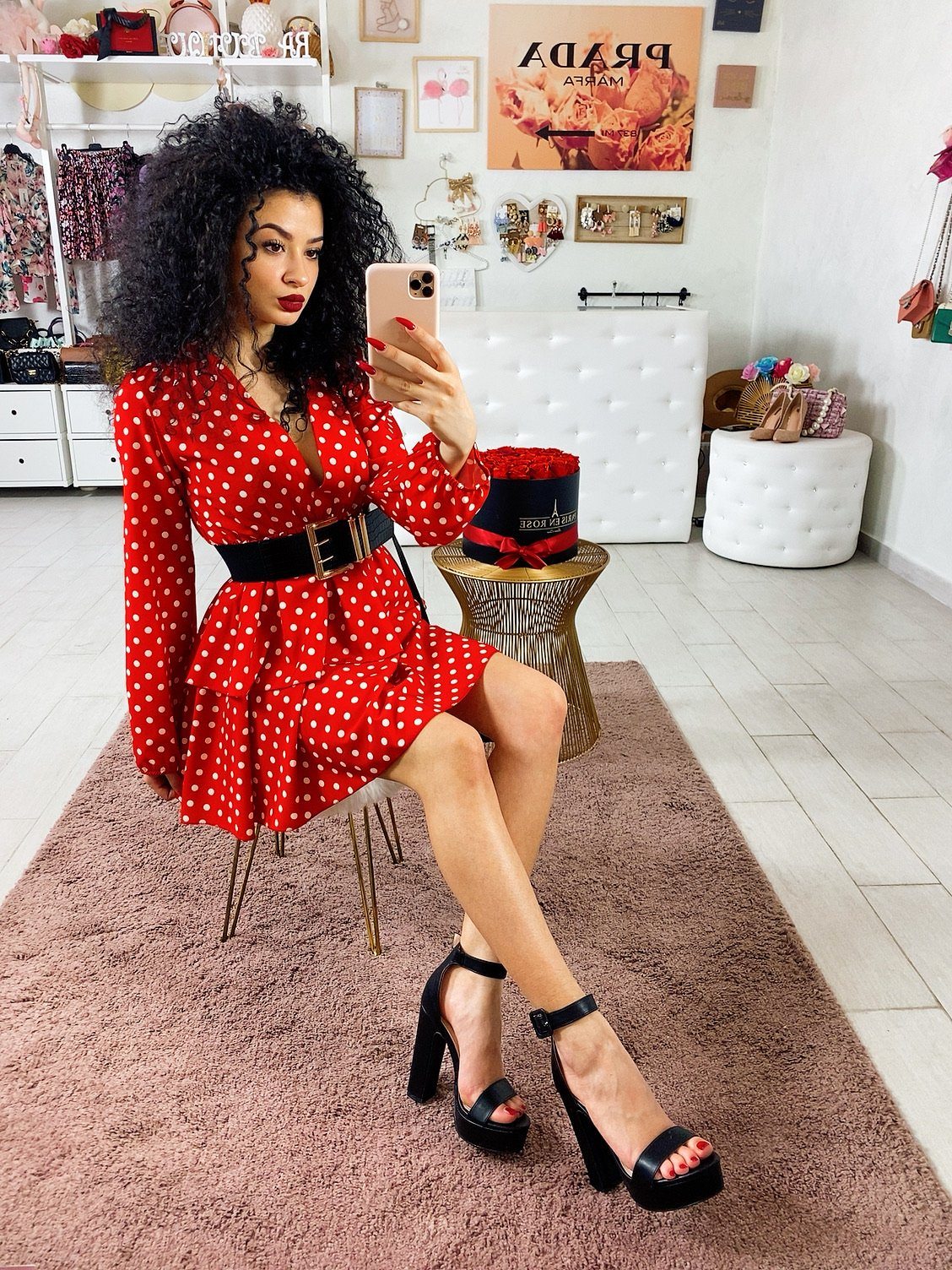 Dress a balze a pois rosso