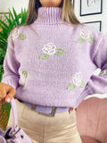 Maglione collo alto con rose lilla