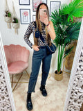 Jeans scuro con cintura sfrangiato
