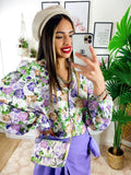 Camicia floreale dettagli lilla con borsetta