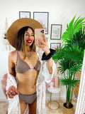 Bikini con arricciature lilla glitter