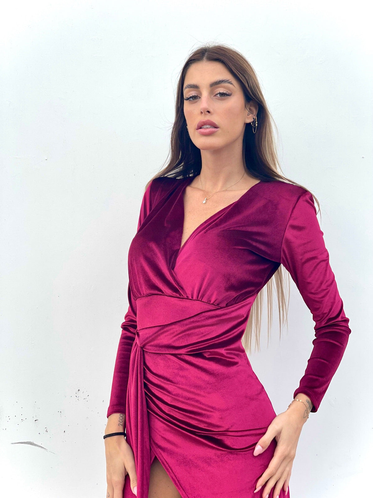 Abito lungo in velluto con maxi spacco Bordeaux