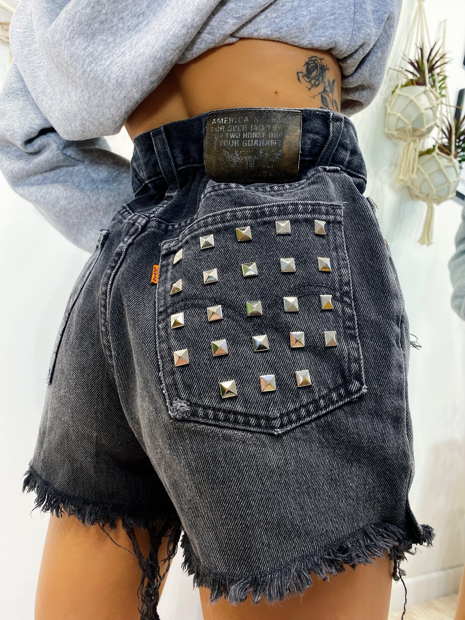 Short Levi’s Vintage Nero con Borchie