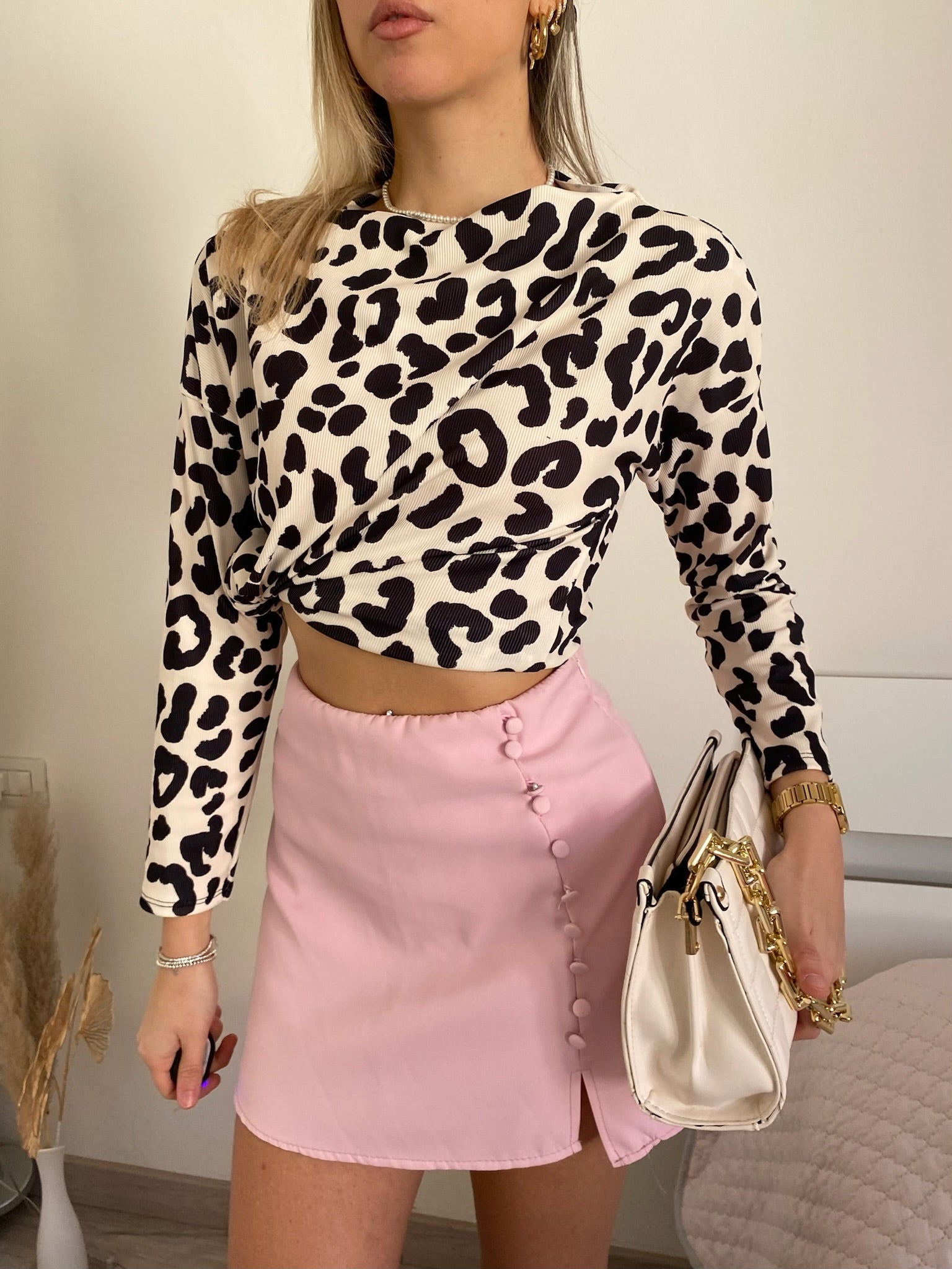 Maglia bianca e nera