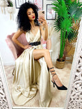 Abito in raso con maxi spacco beige