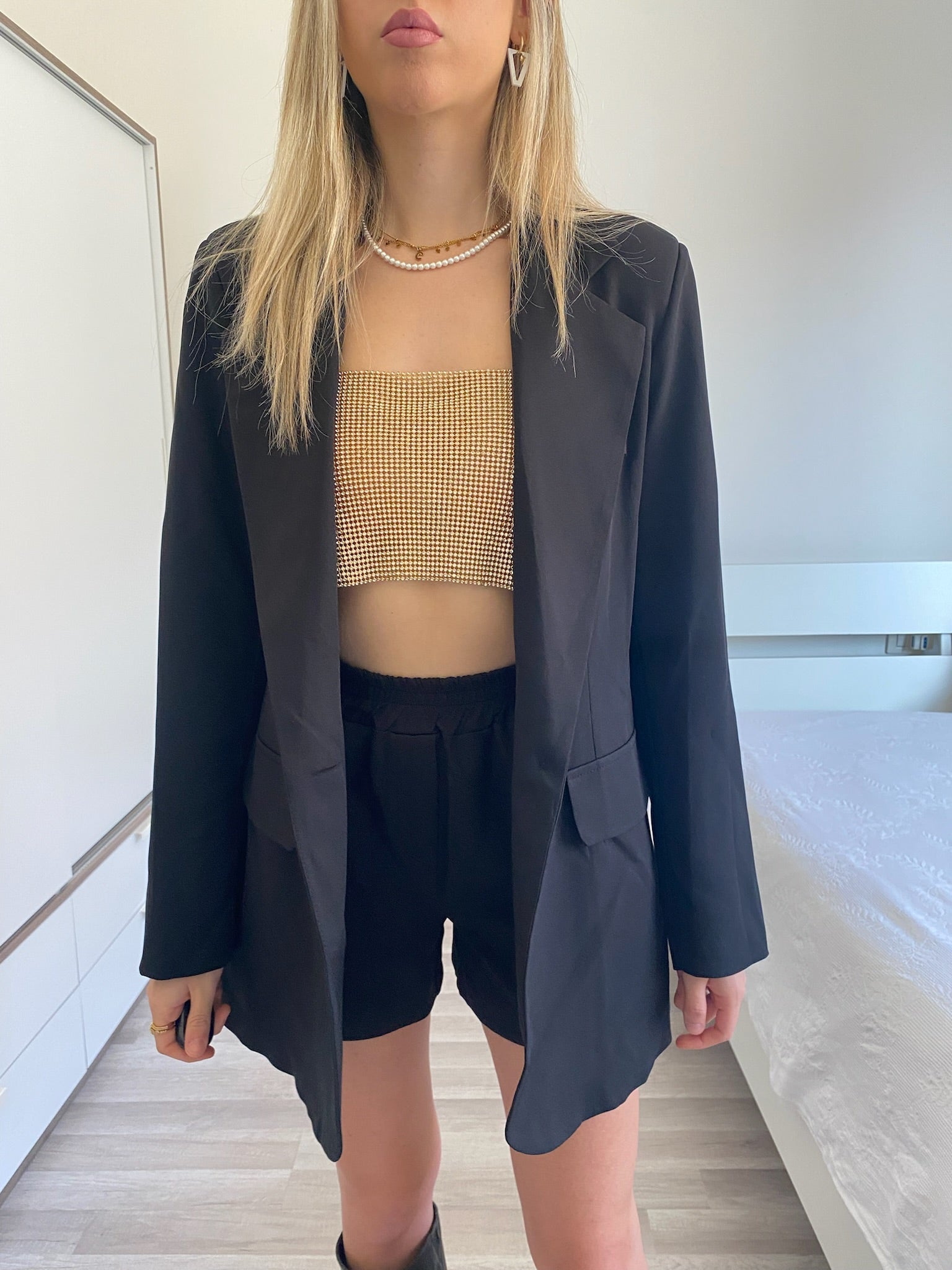 Completo giacca e short nero