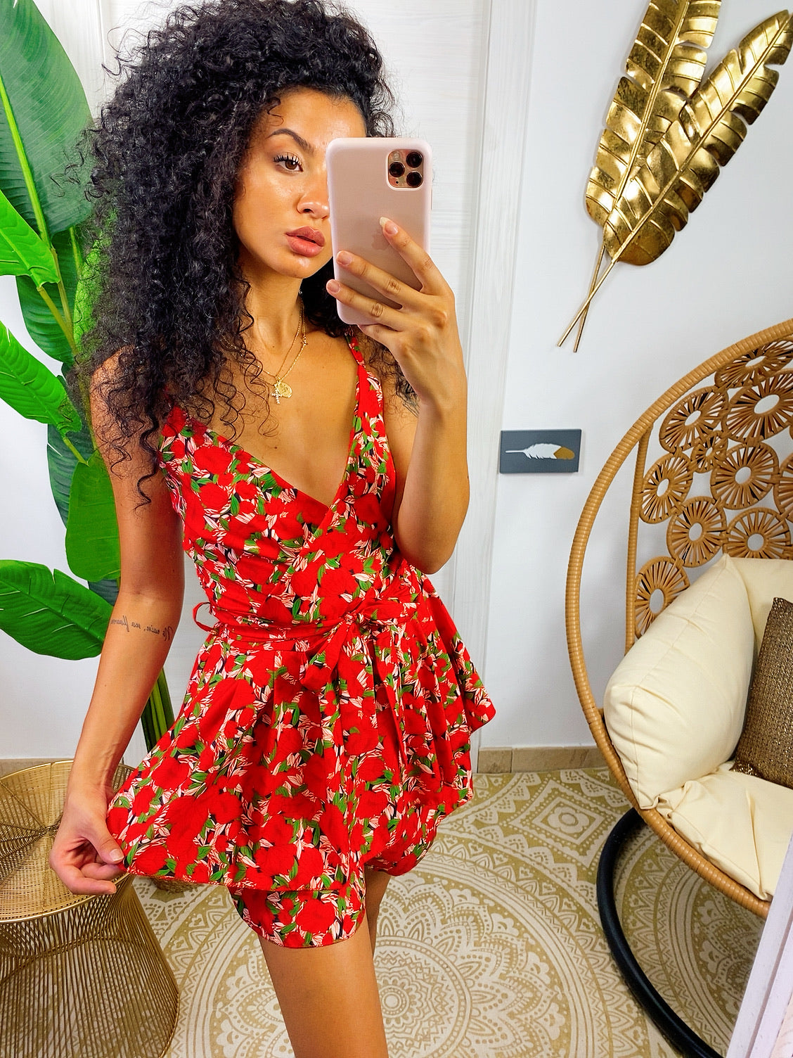 Tutina a fiori rossa